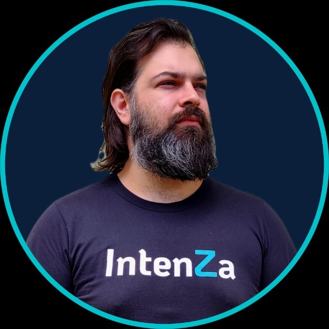 Lucas intenZa